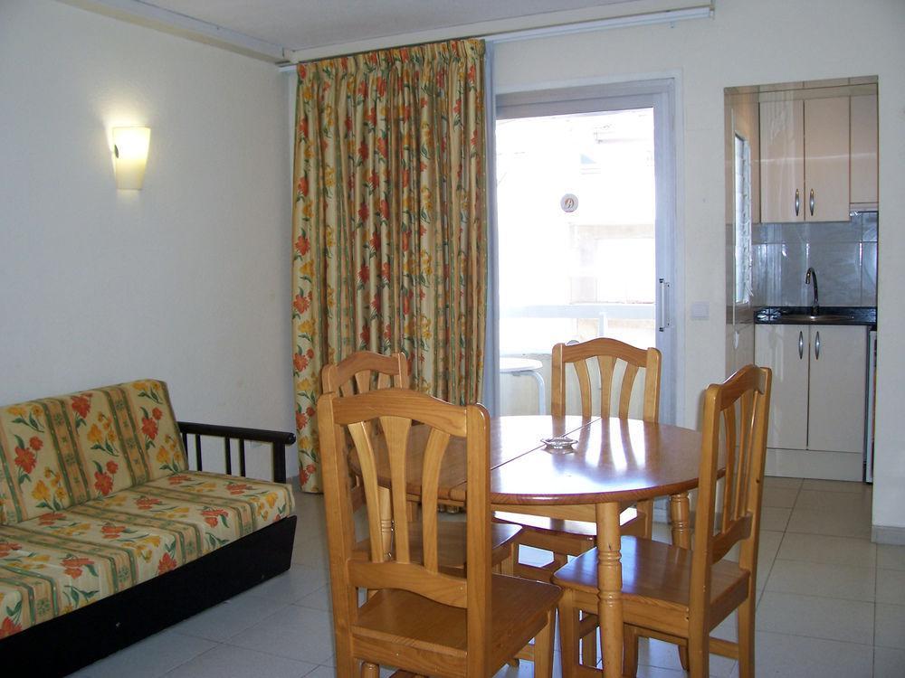 Apartamentos Alboran-Arysal Salou Luaran gambar