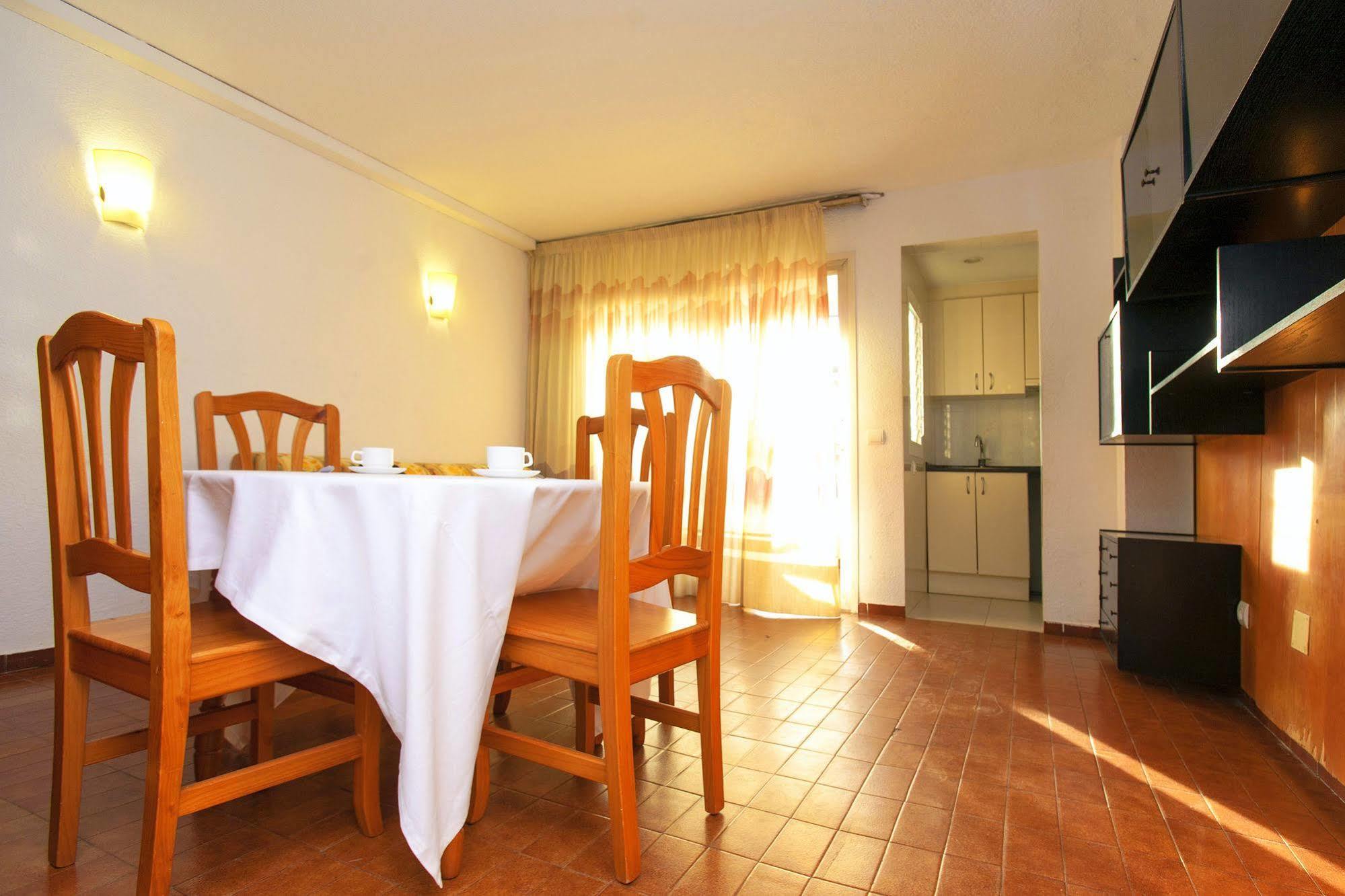 Apartamentos Alboran-Arysal Salou Luaran gambar